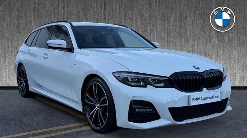 White Used 2021 BMW 320 M Sport Estate | £23,985 (Fair price) - Image 1/4