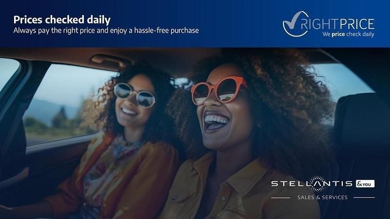 Used Peugeot 208 GT 129 HP (94 kW) 2023 Yellow Hatchback