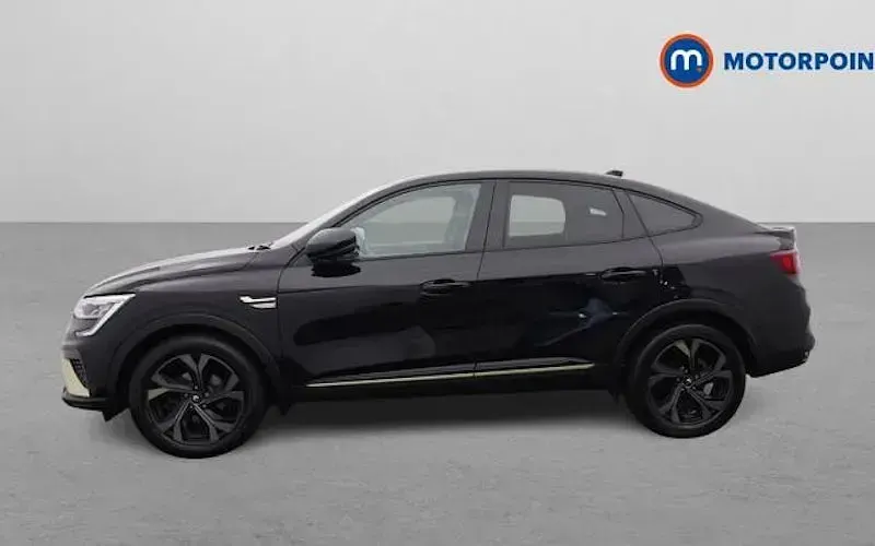 Used Renault Arkana Engineered 143 HP (105 kW) 2023 Black SUV