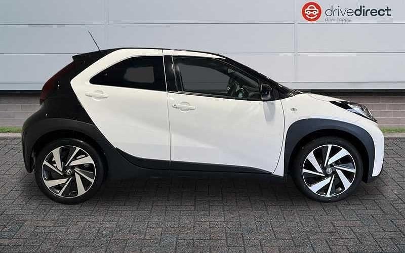Used Toyota Aygo X 72 HP (52 kW) 2025 SUV