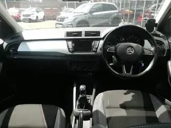 Used Skoda Fabia SE 110 HP (80 kW) 2015 White Hatchback
