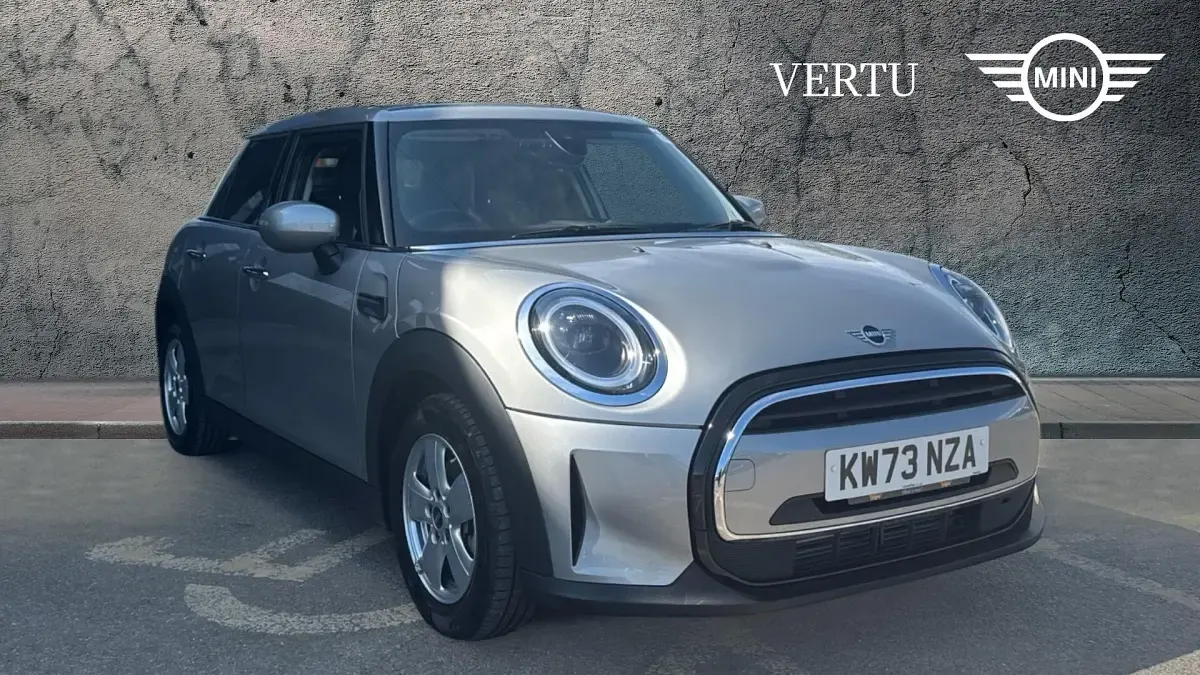 Used Mini Cooper Classic 136 HP (100 kW) 2022 Hatchback