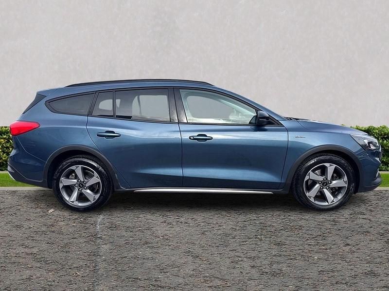 Used Ford Focus Active 2020 Blue Estate