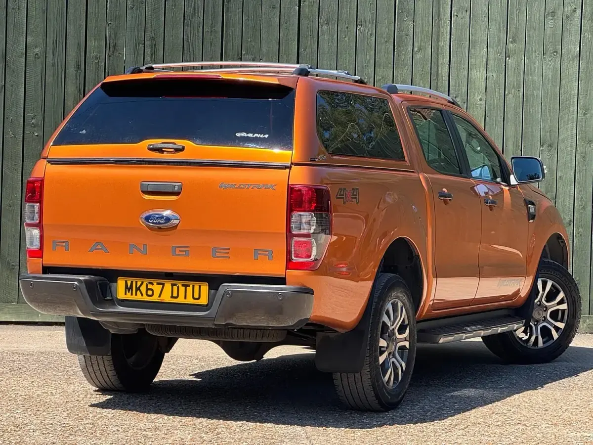 Used Ford Ranger Wildtrack 200 HP (147 kW) 2017 Orange Pickup