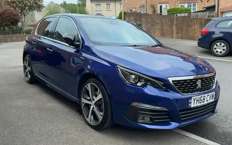 Second-hand Peugeot 308 GT-line 131 CP (96 kW) 2020 Hatchback