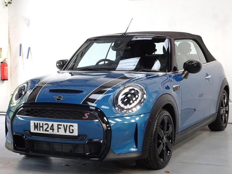 Used Mini Cooper S Cabriolet Classic 178 HP (130 kW) 2024 Blue Cabriolet