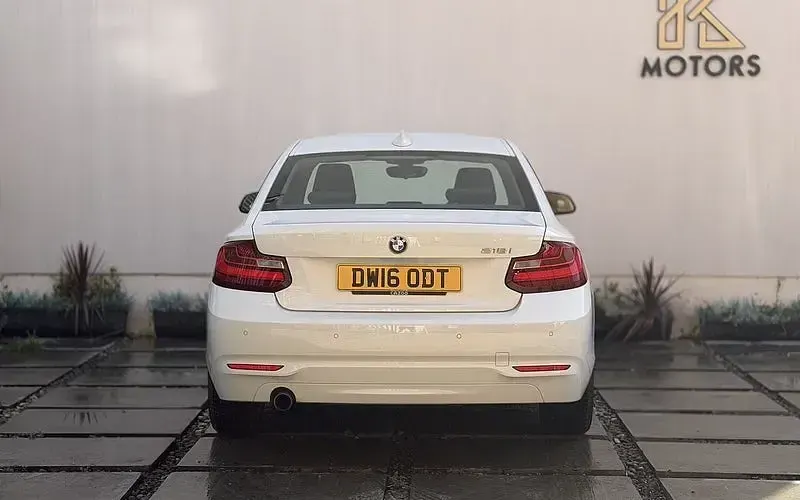 Used BMW 218 136 HP (100 kW) 2016 White Coupe