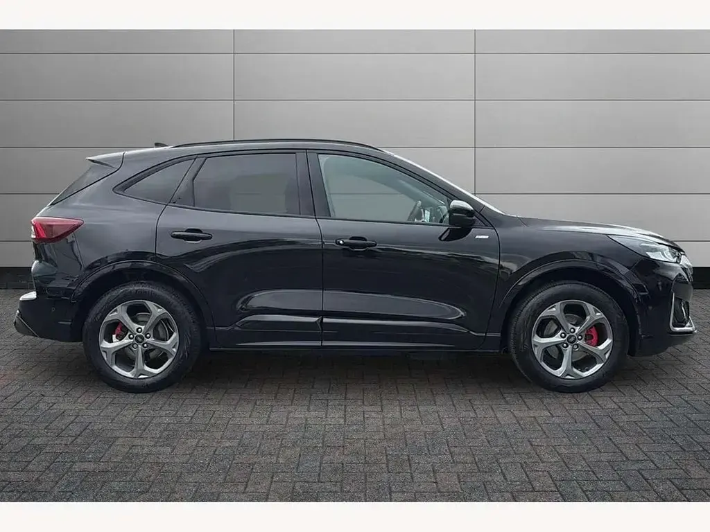 Used Ford Kuga ST-Line 243 HP (178 kW) 2025 Black SUV
