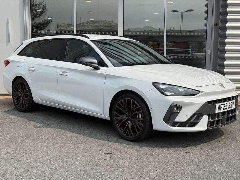 White Used 2025 Cupra Leon Estate | £27,995 (Fair price) - Image 1/4
