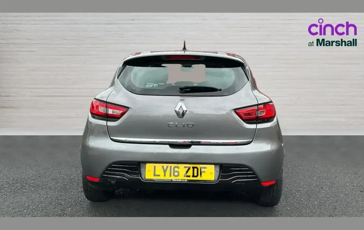 Used Renault Clio Dynamique 120 HP (88 kW) 2016 Grey Hatchback