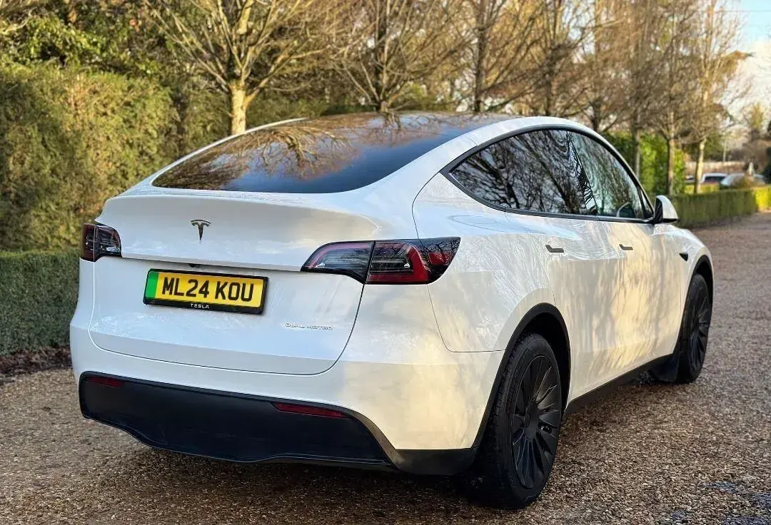 Usado Tesla Model Y Long Range AWD 378 kW (514 HP) 2024 Branco SUV