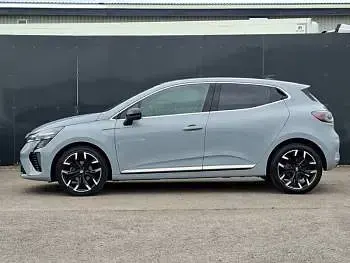 Used Renault Clio Techno 90 HP (66 kW) 2025 Grey Hatchback