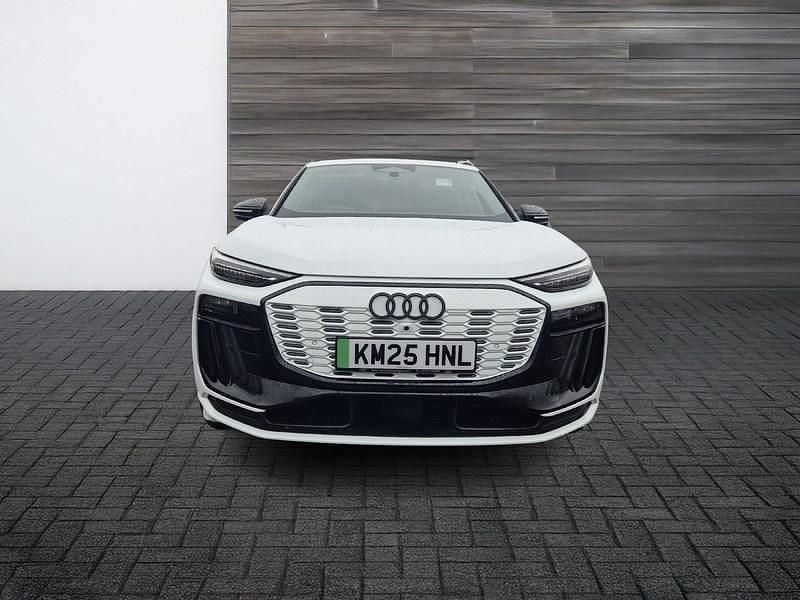 Used Audi Q6 e-tron Performance 225 kW (306 HP) 2025 White SUV