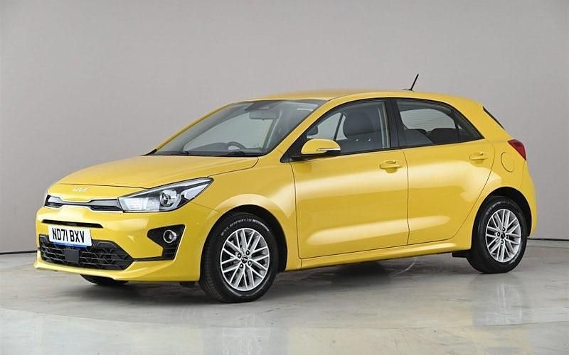 Używany Kia Rio 101 KM (74 kW) 2022 Żółty Hatchback