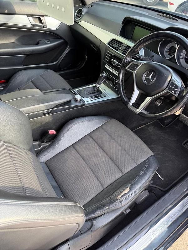 Used Mercedes C220 AMG 170 HP (125 kW) 2012 Black Coupe