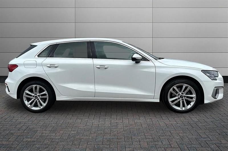 Used Audi A3 Sport 110 HP (80 kW) 2022 White Sedan