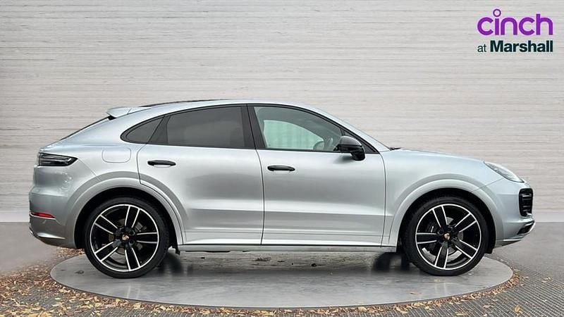 Used Porsche Cayenne 340 HP (250 kW) 2023 Silver SUV