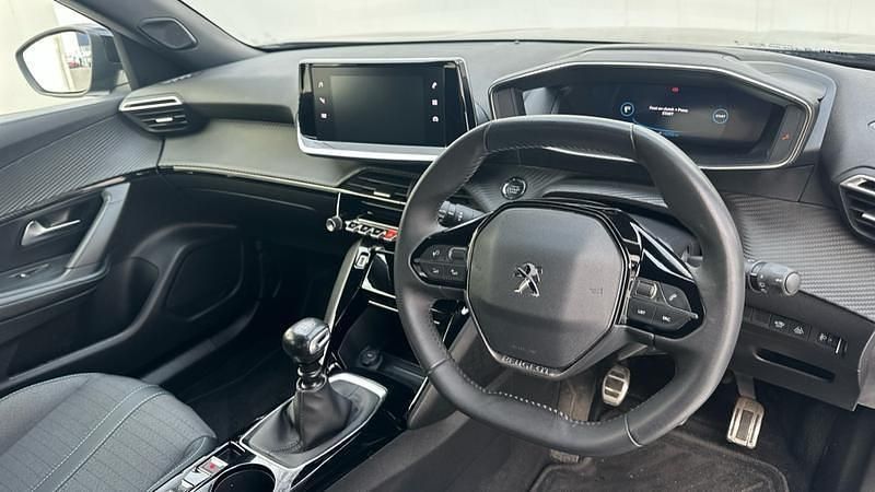 Used Peugeot 2008 Allure+ 100 HP (73 kW) 2023 Black SUV