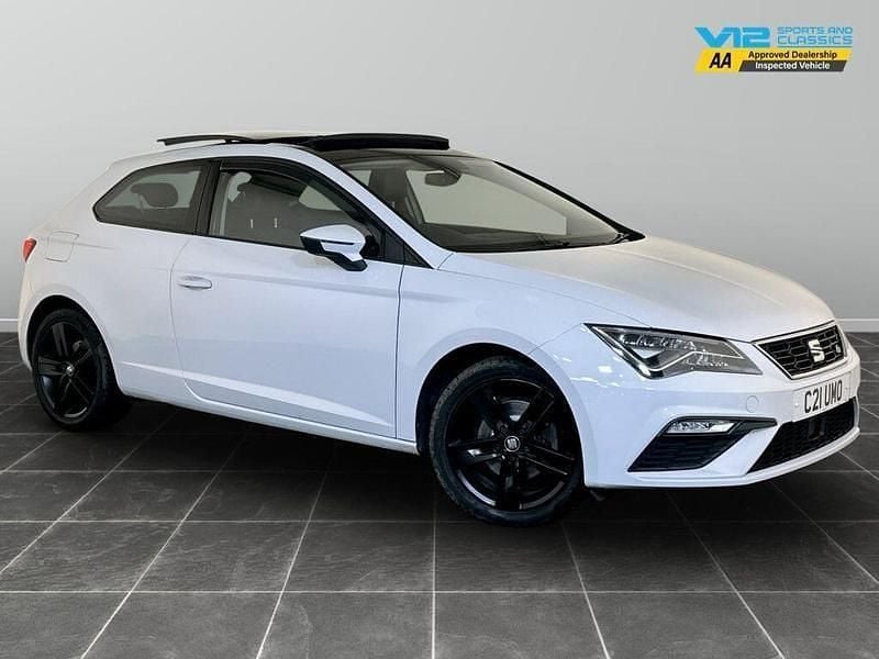 White Used 2018 Seat Leon FR Hatchback | £8,695 (Good price) - Image 1/2