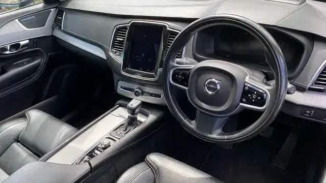 Used Volvo XC90 Inscription 250 HP (183 kW) 2019 Grey SUV
