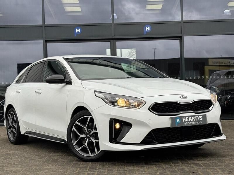 Used Kia ProCeed GT-Line 158 HP (116 kW) 2021 White Estate