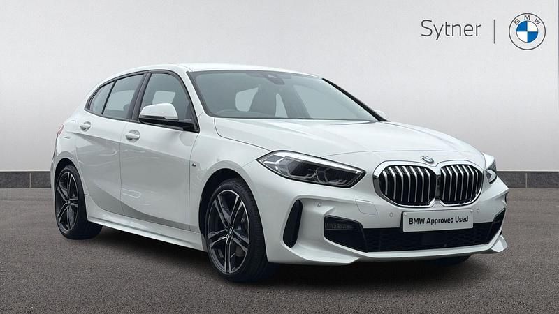 Used BMW 118 M Sport 134 HP (98 kW) 2022 White Hatchback