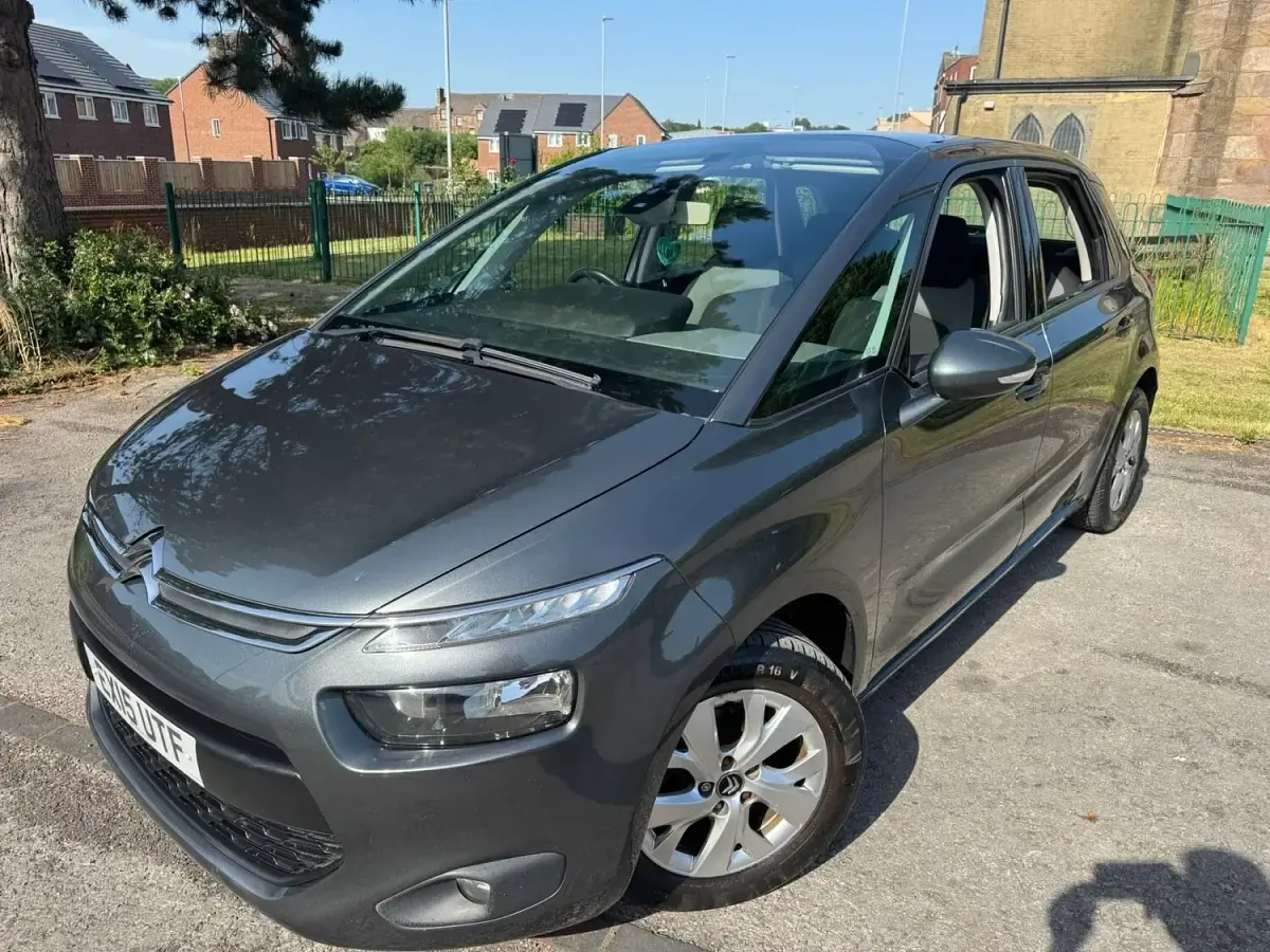 Used Citroën C4 Picasso VTR Sport 115 HP (84 kW) 2015 Grey MPV