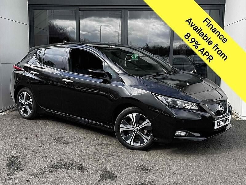 Black Used 2021 Nissan Leaf N-Connecta Hatchback | £9,195 (Good price) - Image 1/3