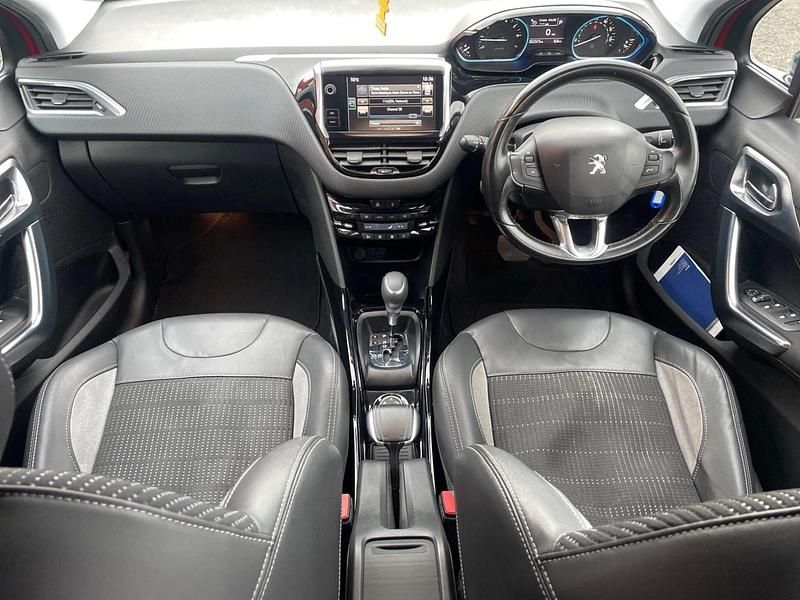Used Peugeot 2008 Allure 82 HP (60 kW) 2015 Red SUV