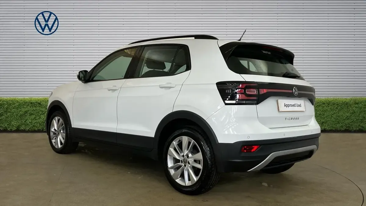 Used VW T-Cross SE 110 HP (80 kW) 2021 White SUV