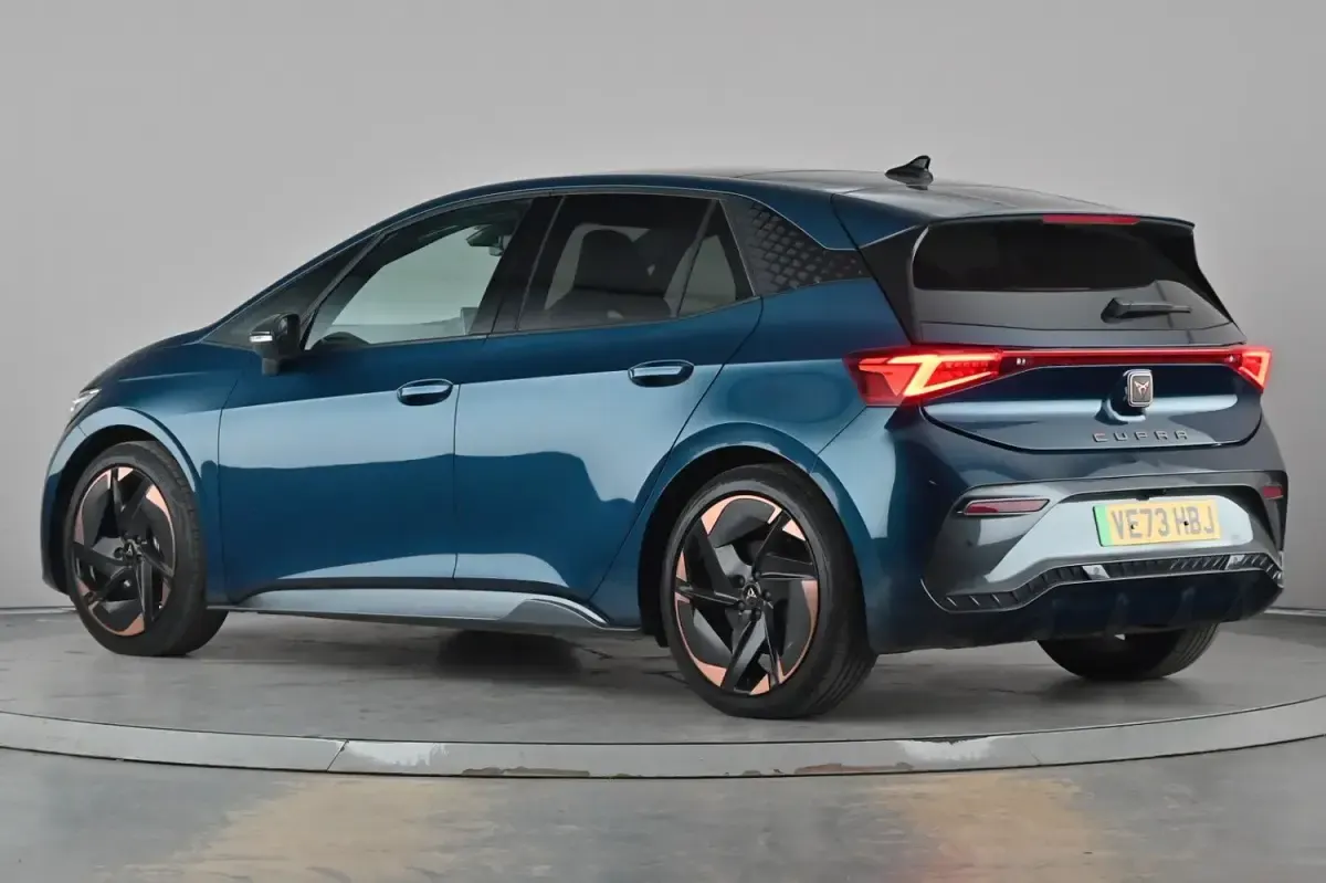 Used Cupra Born e-Boost 169 kW (230 HP) 2024 Blue Hatchback