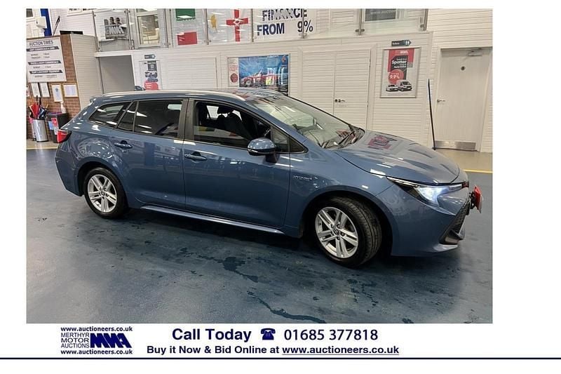 Blue Used 2020 Toyota Corolla Estate | £13,500 (Good price) - Image 1/4