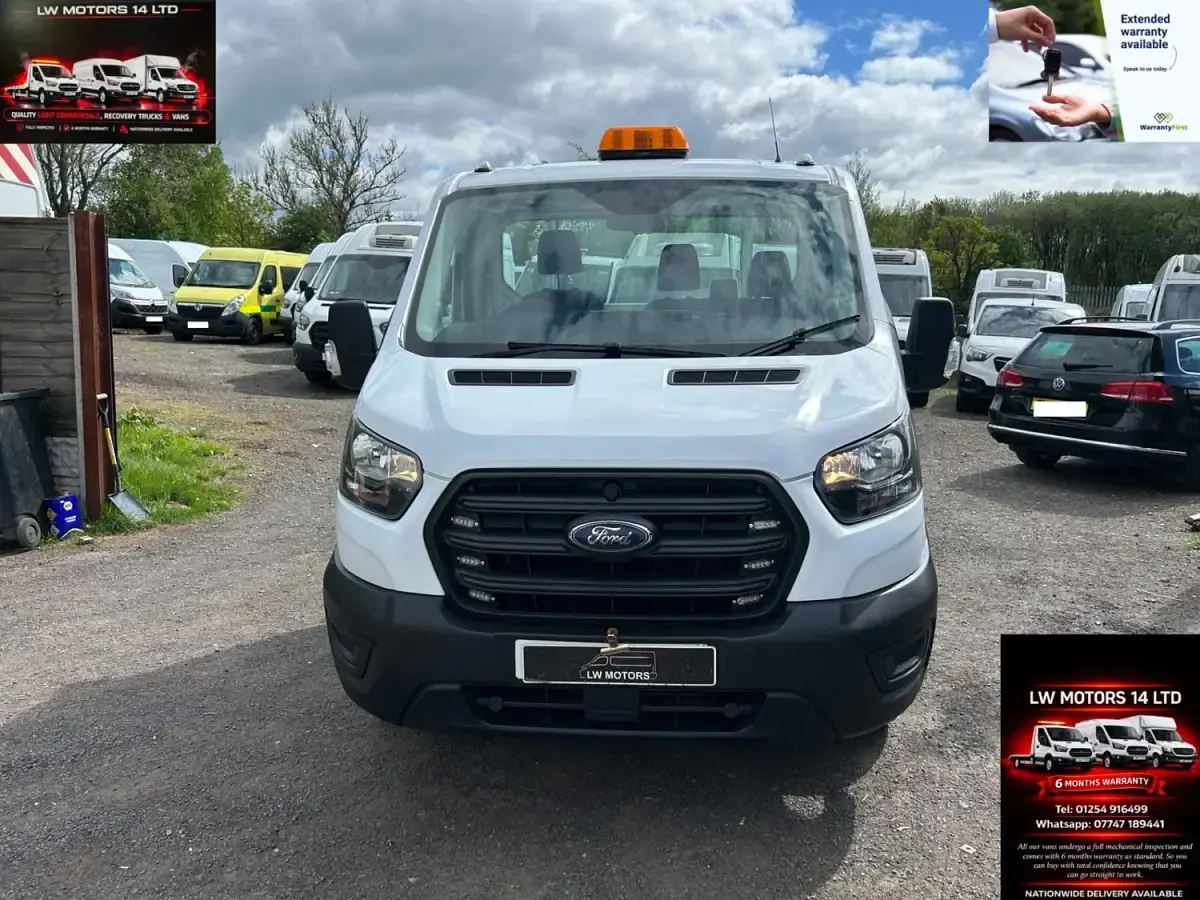 Second-hand Ford Transit 130 CP (95 kW) 2023 Alb Cabrio