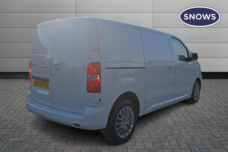 White Used 2024 Vauxhall Vivaro Van | £16,351 (Super price) - Image 1/4