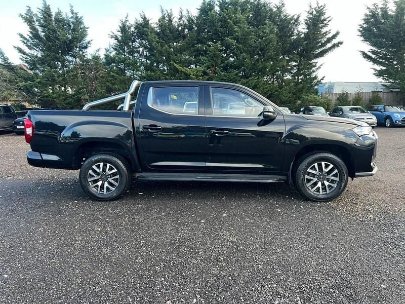 Used Maxus e-T90 80 kW (109 HP) 2023 Black Pickup