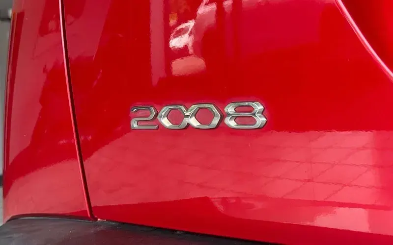 Used Peugeot 2008 GT 131 HP (96 kW) 2021 Red SUV