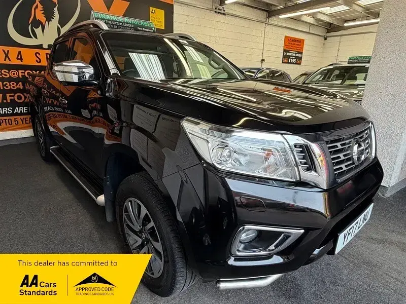 Used Nissan Navara Tekna 2017 Black Pickup