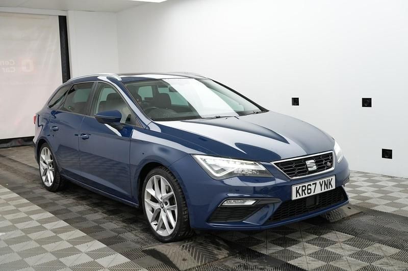 Blue Used 2018 Seat Leon FR Estate | £8,495 (Fair price) - Image 1/2