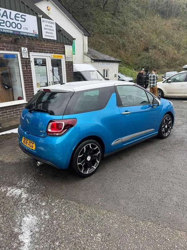Used DS Automobiles DS3 Elegance 2016 Blue Hatchback