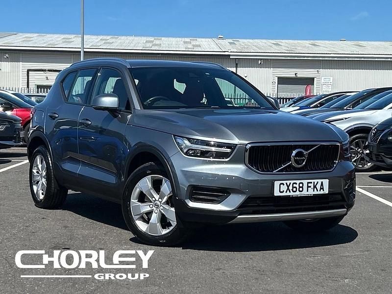 Grey Used 2018 Volvo XC40 Momentum SUV | £19,310 (Fair price) - Image 1/4