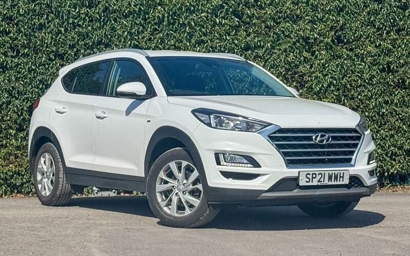 Usado Hyundai Tucson SE 116 HP (85 kW) 2020 Branco SUV
