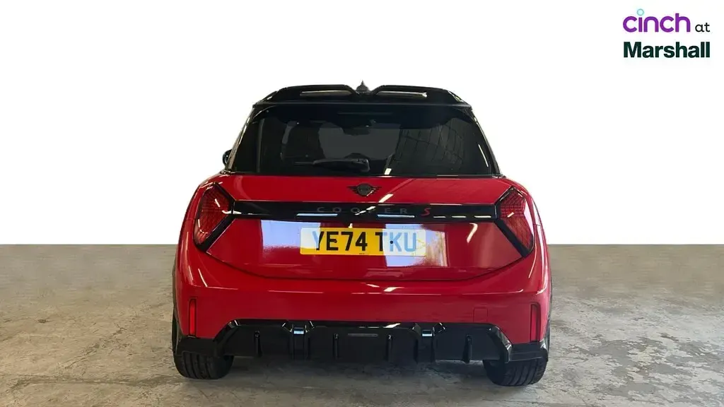 Used Mini Cooper S Hatch 201 HP (147 kW) 2024 Red Hatchback