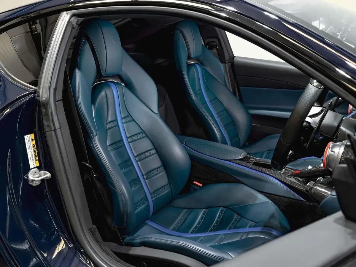 Used Ferrari 812 800 HP (588 kW) 2018 Blue Coupe