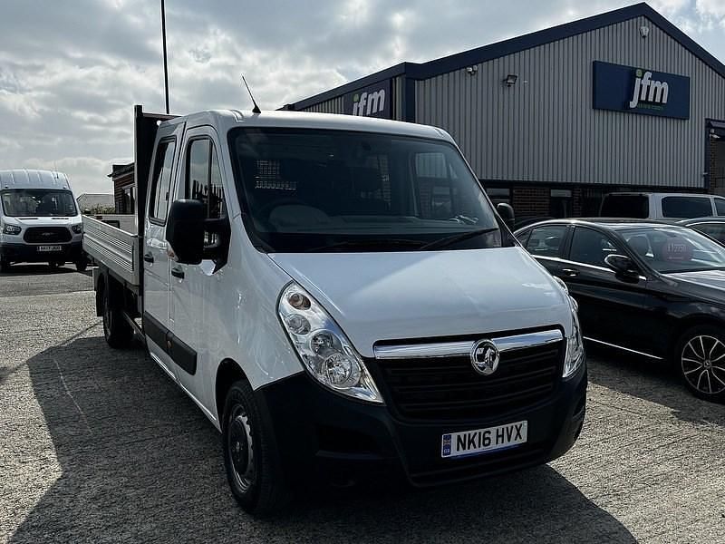 Second-hand Vauxhall Movano 2016 Alb Monovolum