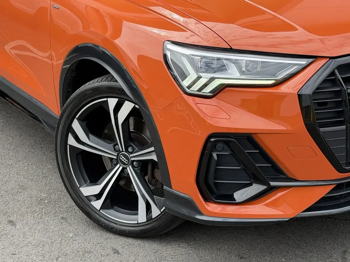 Used Audi Q3 Sport 190 HP (139 kW) 2020 Orange SUV
