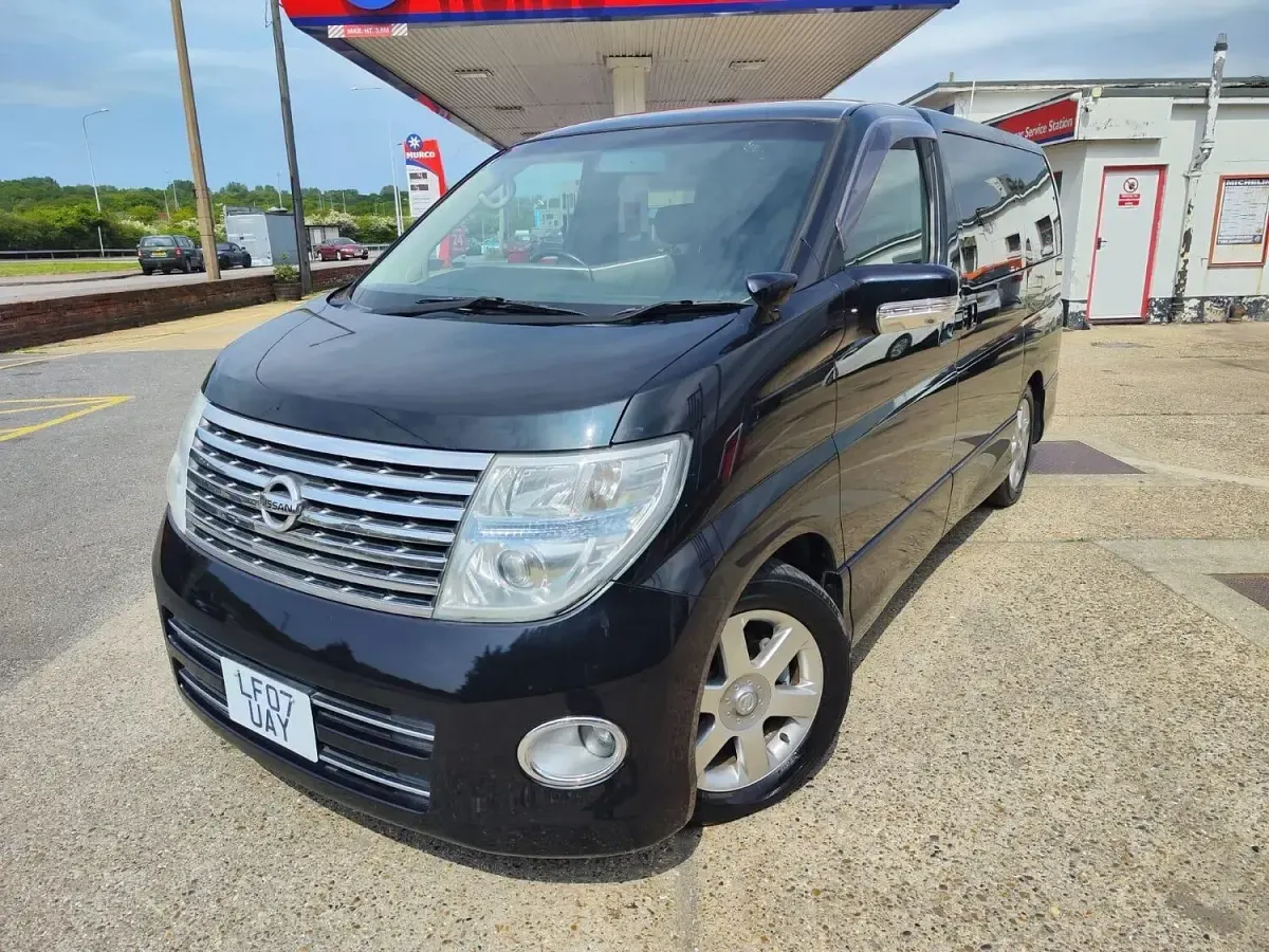 Used Nissan Elgrand 2007 Black MPV