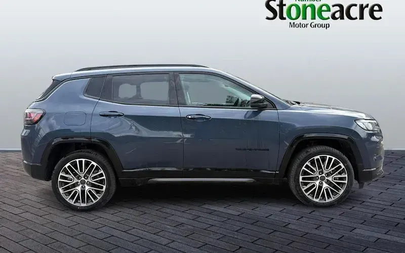 Used Jeep Compass Altitude 241 HP (177 kW) 2024 SUV