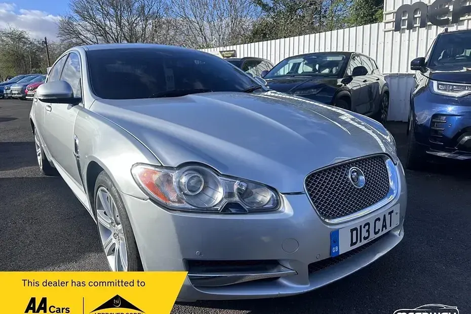 Second-hand Jaguar XF Luxury 2009 Argintiu Berlinǎ