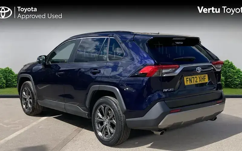 Second-hand Toyota RAV4 Design 218 CP (160 kW) 2025 SUV
