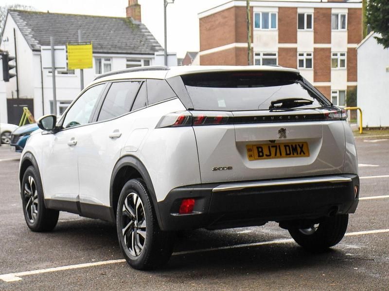 White Used 2021 Peugeot 2008 Allure Premium SUV | £12,396 (Fair price) - Image 1/3